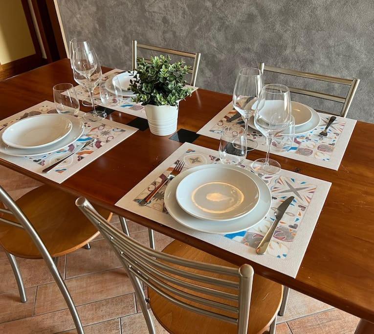 Attico In Piazza Matteotti Apartment Десенцано дел Гарда Екстериор снимка