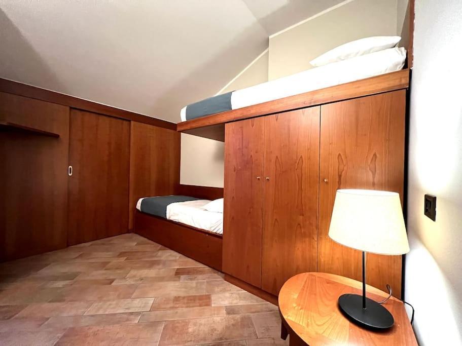 Attico In Piazza Matteotti Apartment Десенцано дел Гарда Екстериор снимка