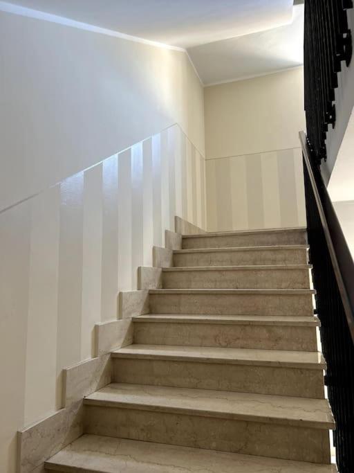 Attico In Piazza Matteotti Apartment Десенцано дел Гарда Екстериор снимка
